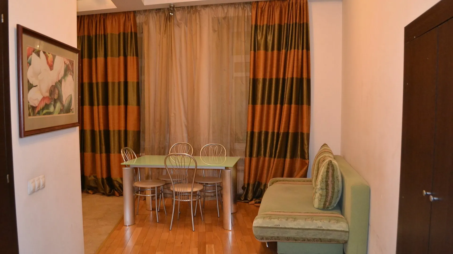 Lakshmi Lux Apartment Arbat Modern Moscow